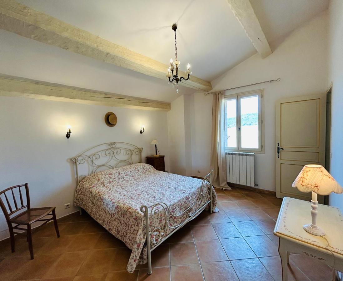 Chateau Du Grand Jas Entrecasteaux Екстериор снимка