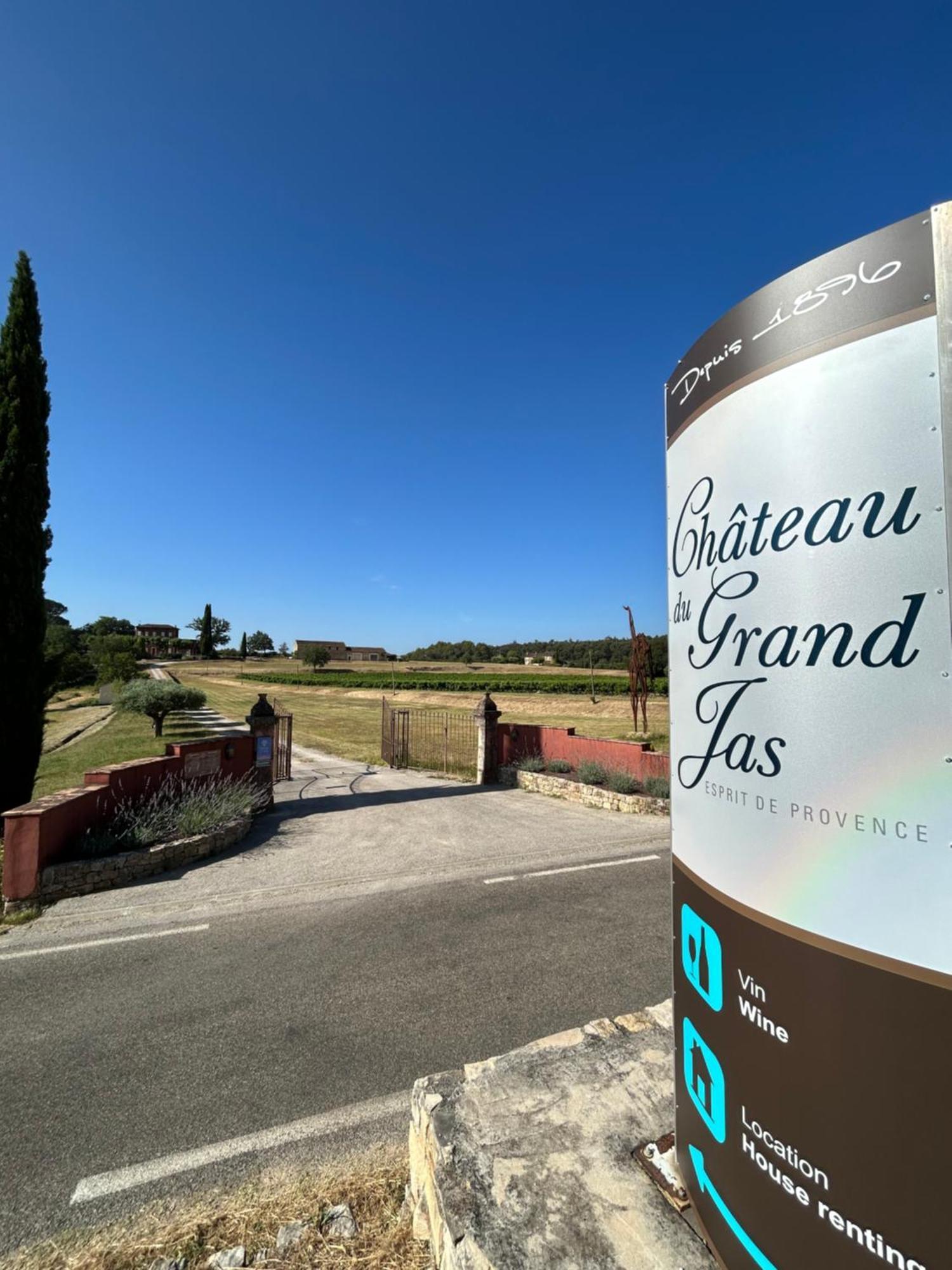 Chateau Du Grand Jas Entrecasteaux Екстериор снимка